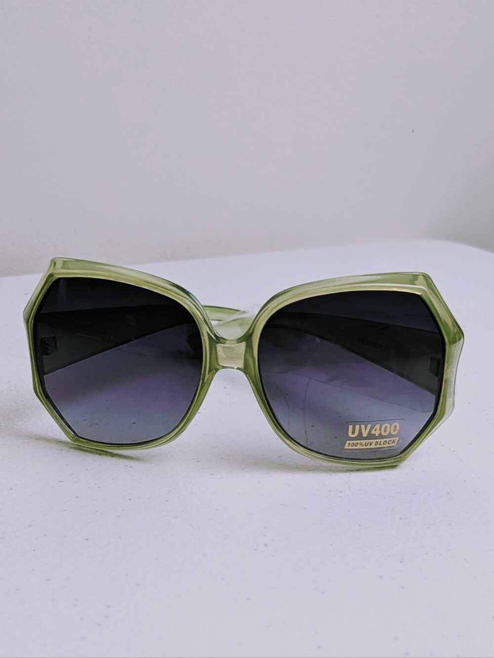 Women's Oversized Light Lime Green Cat Eye Butterfly Sunglasses UV 400